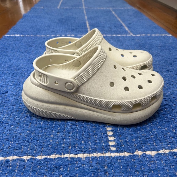 Crocs - Picture 2 of 4